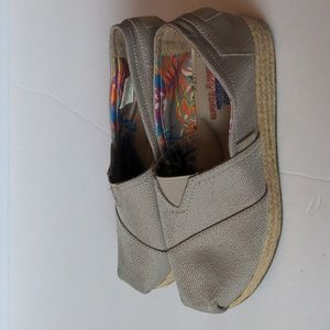 Skechers BOBS Highlights High Jinx Tan Slip On Flats Size 6